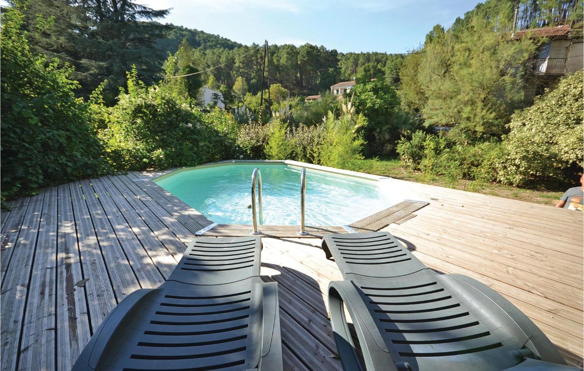 2 Bedroom Nice Apartment In Les Salles-Du-Gardon Soustelle Extérieur photo